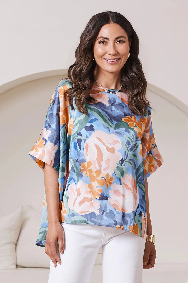 Bianca Short Sleeve Top Camellia Print with Round Neck Tops
