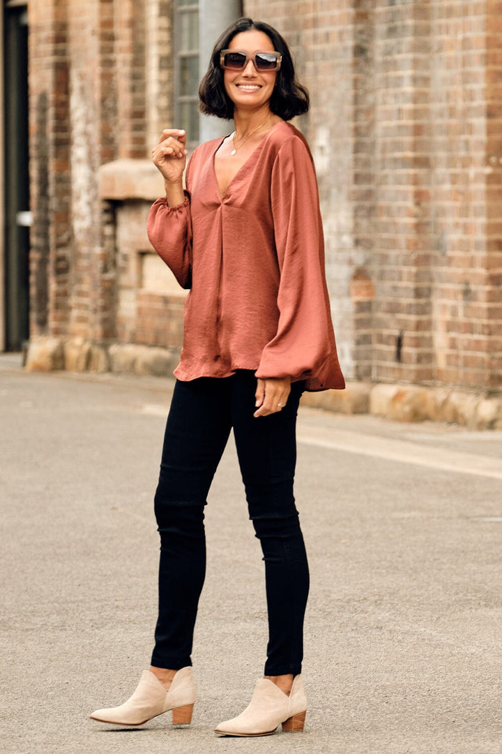 Charlotte V-Neck Long Sleeve Top Rust Tops