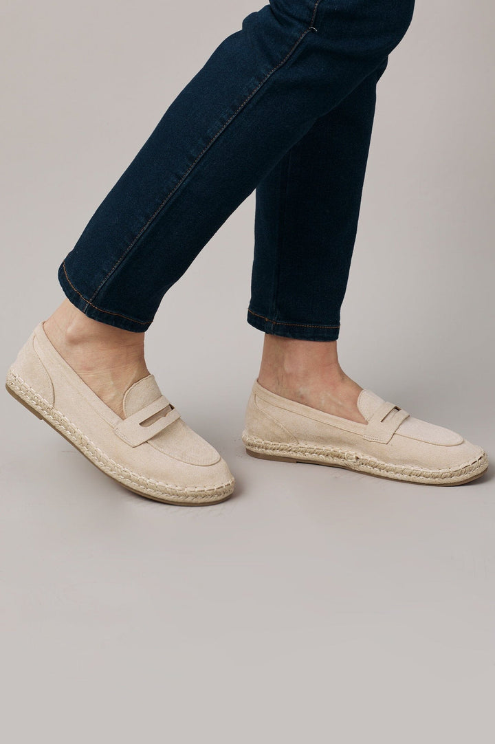 Anthea Loafers Ivory Shoes