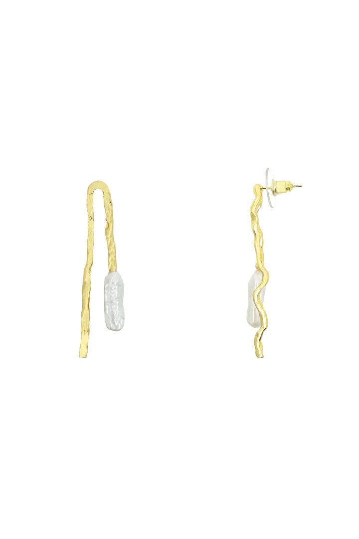 Shai Pearl Earrings Earrings