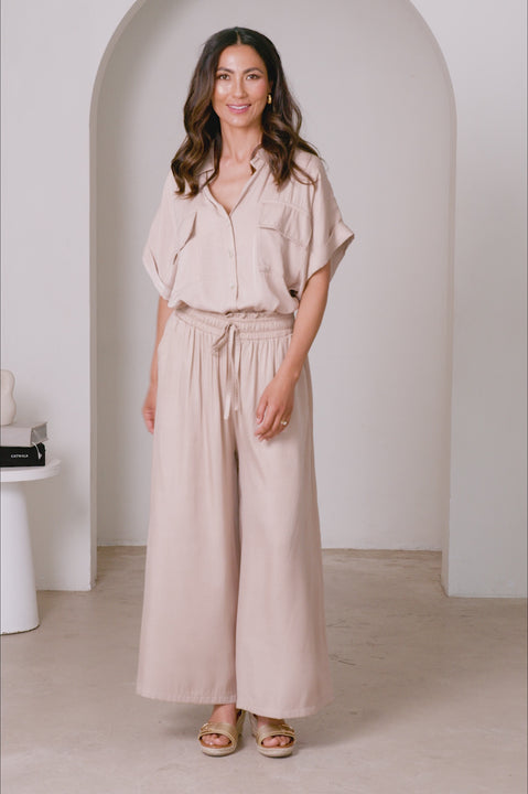 Vittoria Short Sleeve Collared V Neck Shirt Taupe product video by Carolina