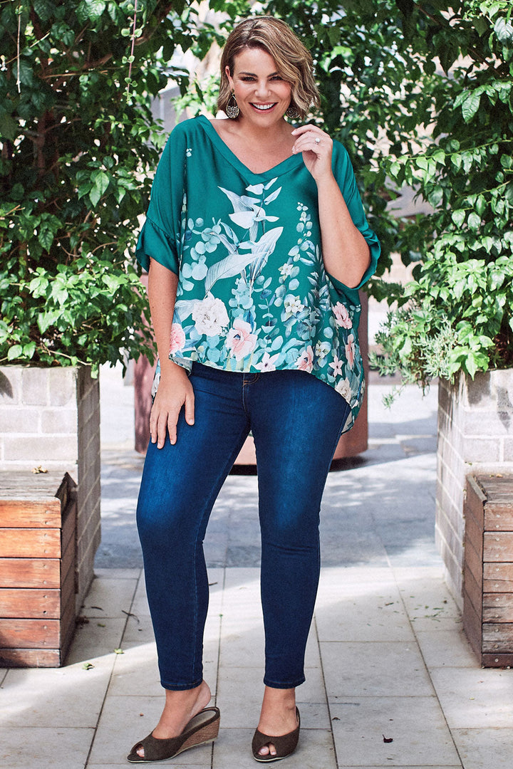 Rosalind Short Sleeve Top with V Neck Emerald Tops