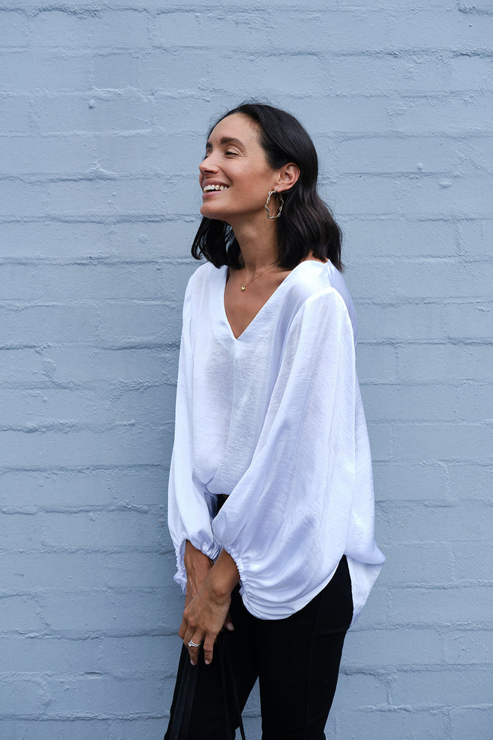 Sovana V-neck Long Sleeve Top White Tops